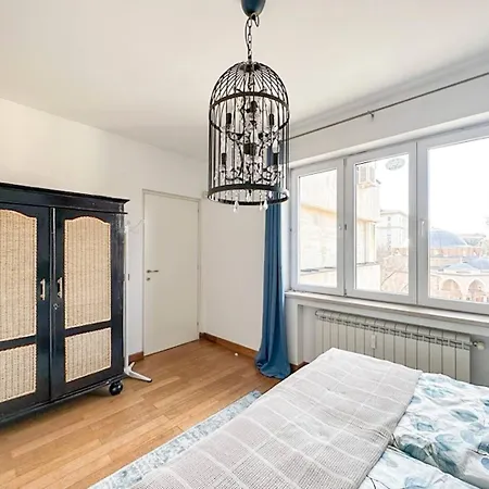 Fully Equipped Vitoshka Area Spacious Metro شقة صوفيا